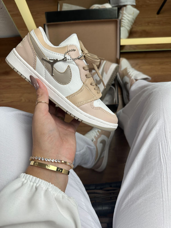 Jordan Low Premium Rosa BB/Branco