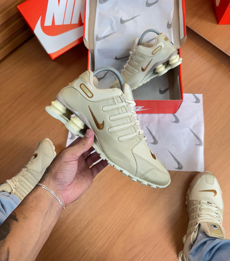 Nike Shox NZ Prime Bege