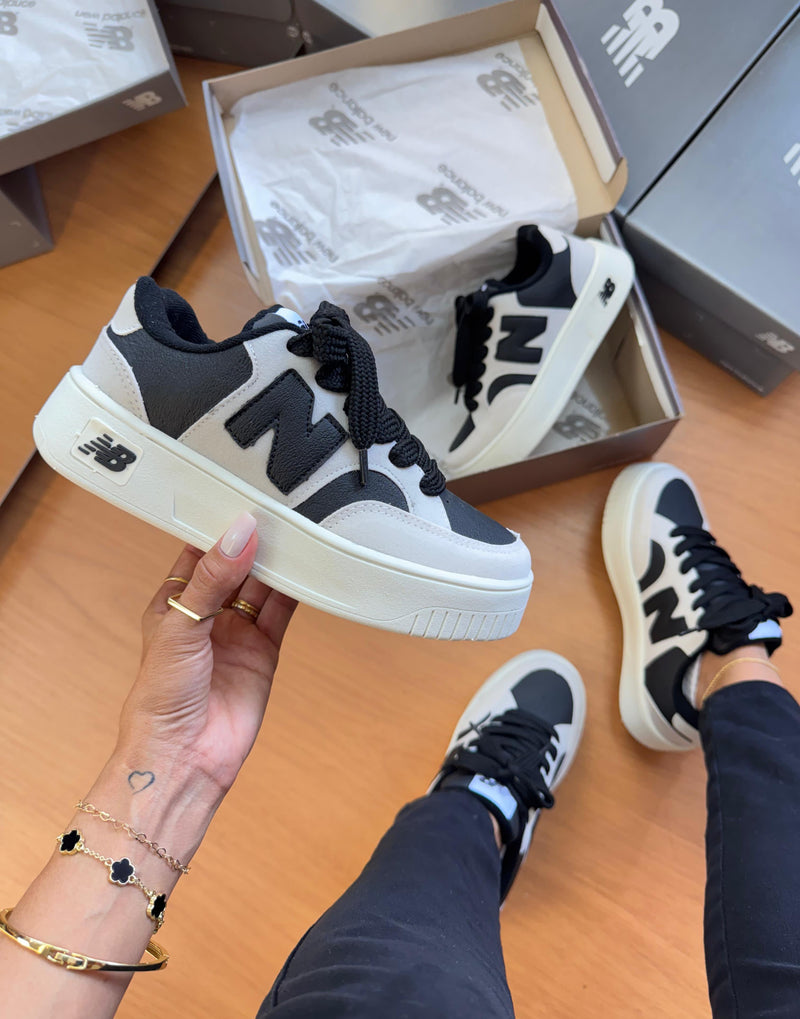 NB CT32 White/Dark