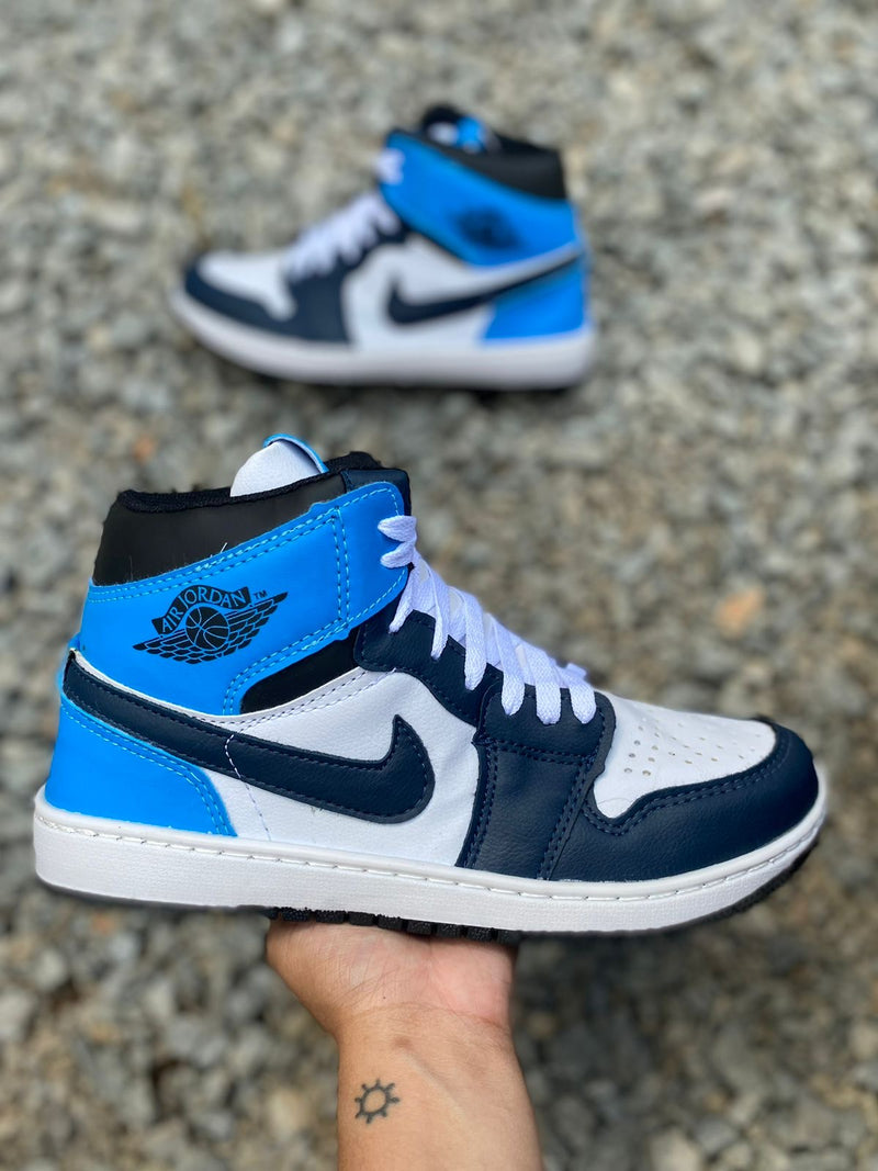 Bota Jordan 1ª Linha Cores