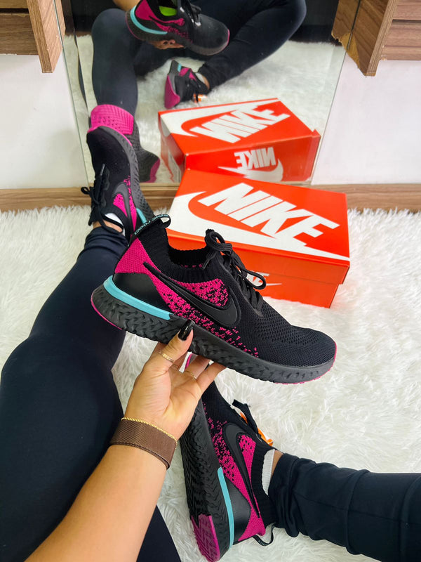 Nike Epic Premium Cores