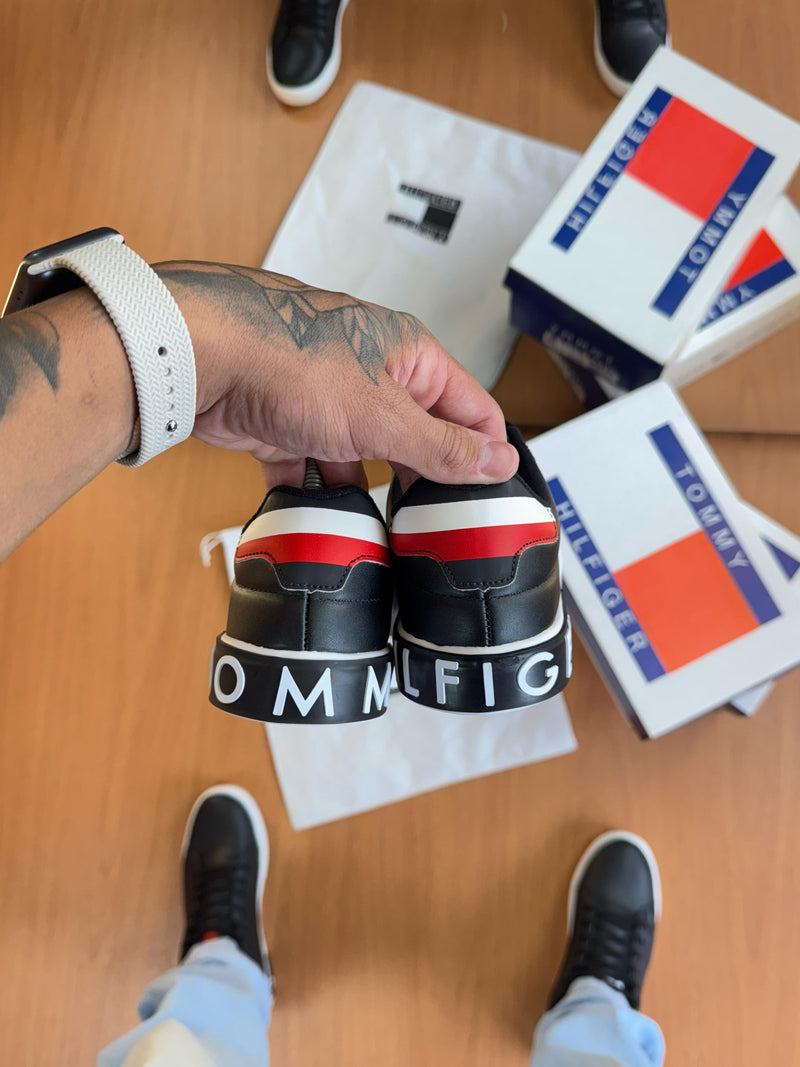 Sapatênis Tommy Preto