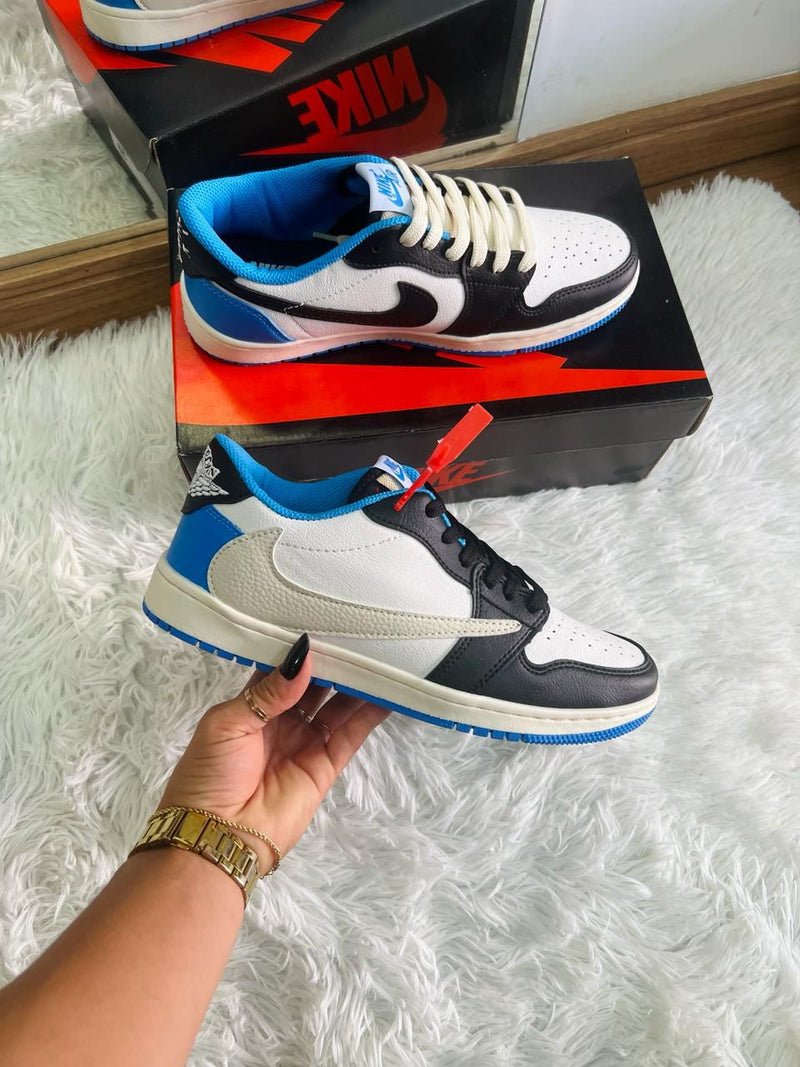 Air Jordan Travis Scott "Fragments"