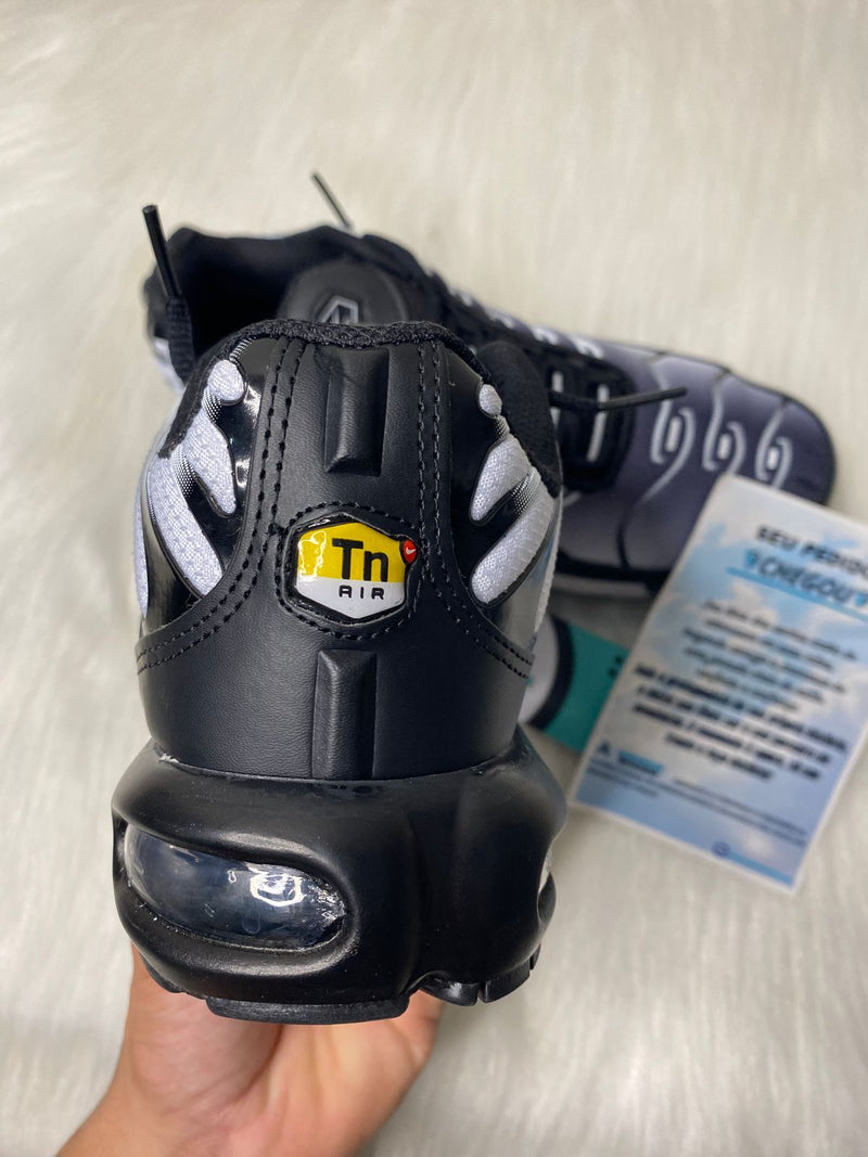 Air max TN1 "Black Mettalick" Importado