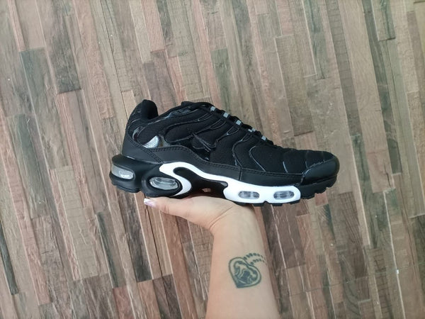 Air Max TN1 "Black White" Importado